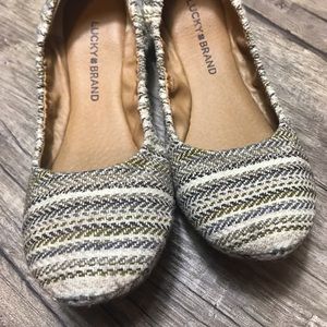 Lucky Brand woven textile flats